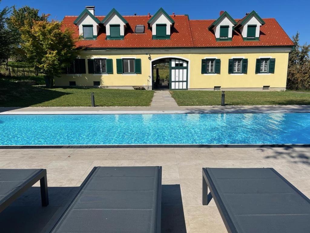 Landhaus Dasthomas Henndorf im Burgenland Extérieur photo